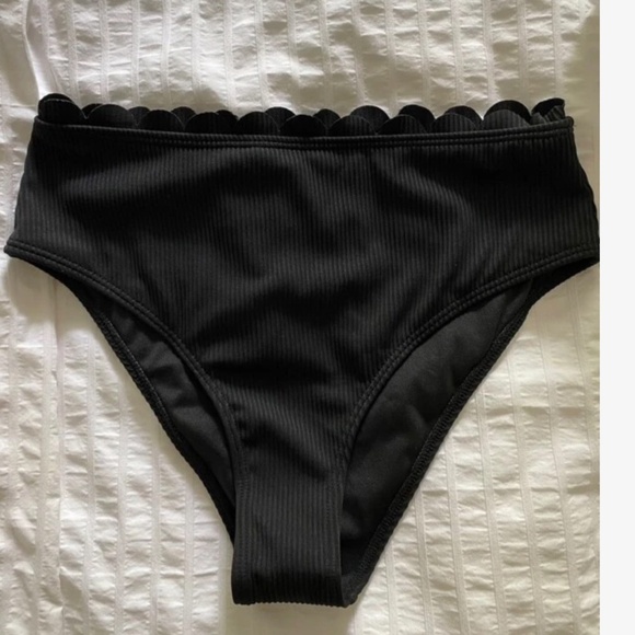 Solid Ribbed Scallop Detail High Waisted Bikini Swimsuit - Picture 8 of 8